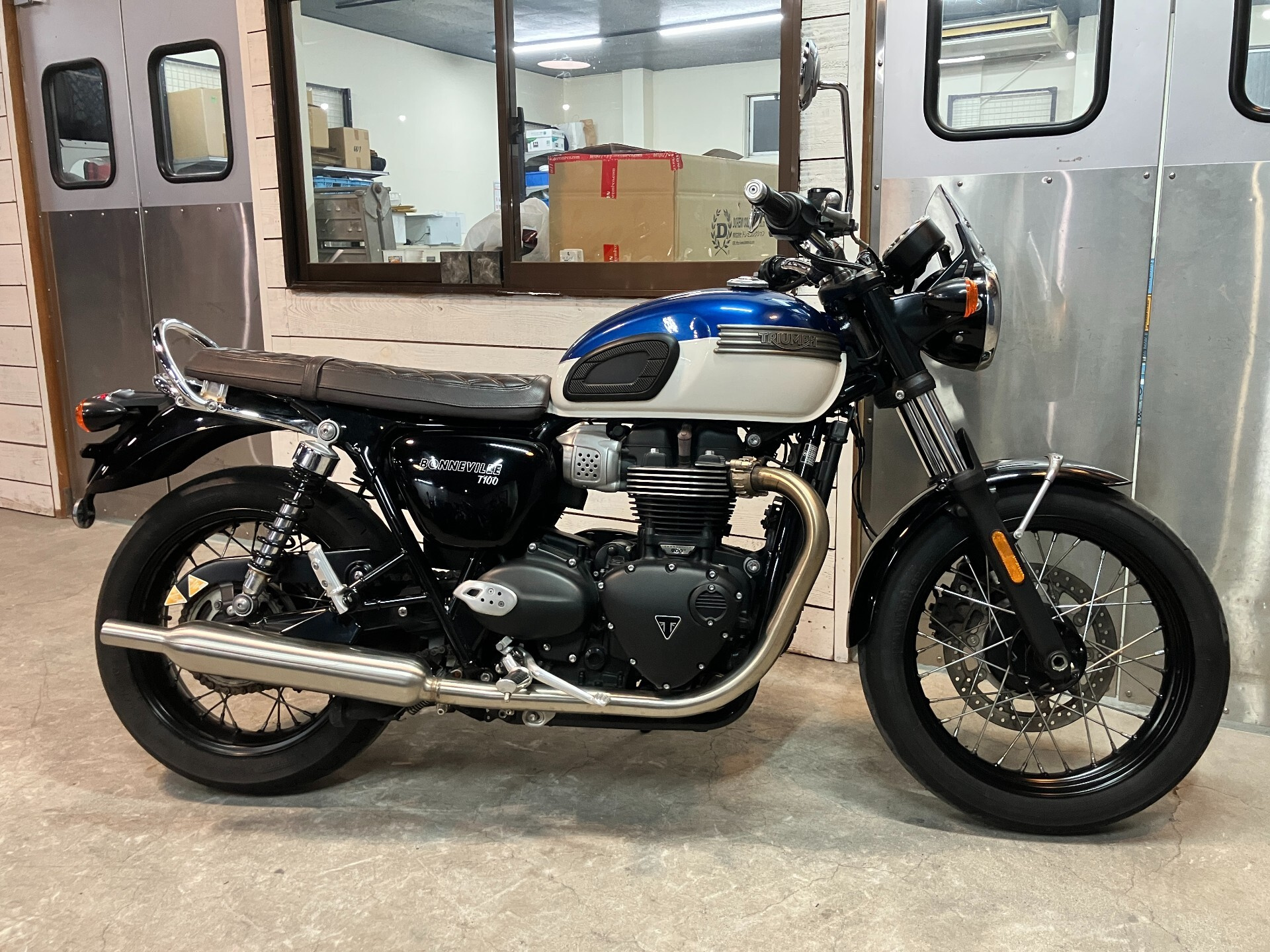 Triumph TRIUMPH BONNEVILLE T100