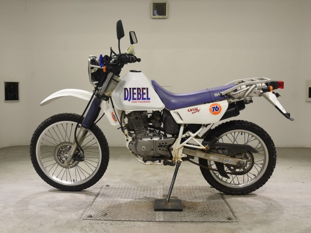 Suzuki DJEBEL125