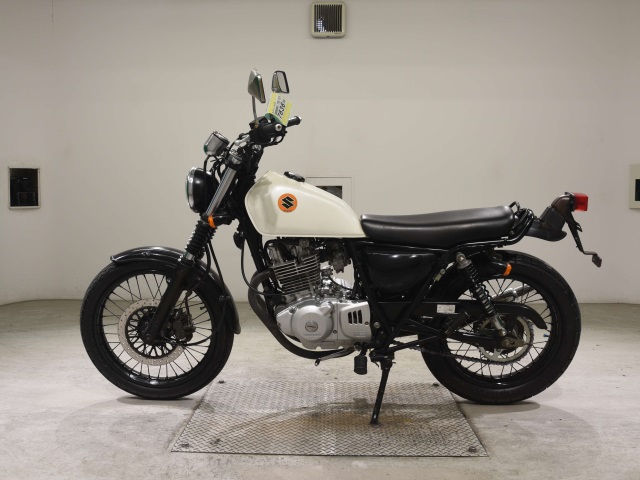 Suzuki GLASS TRACKER BIG BOY