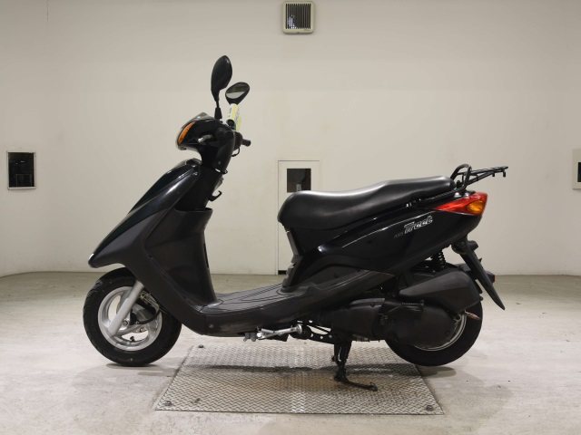 Yamaha AXIS125
