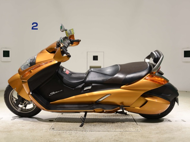 Suzuki GEMMA250