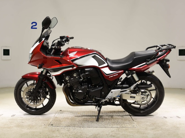 Honda CB400SFV-4 BOLDORABS