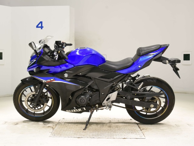 Suzuki GSX250R