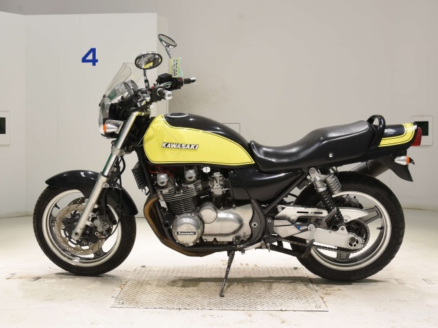 Kawasaki ZEPHYR750