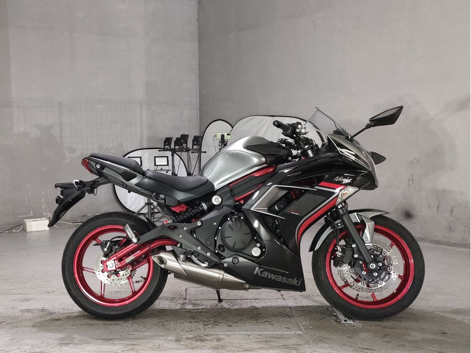 Kawasaki NINJA400