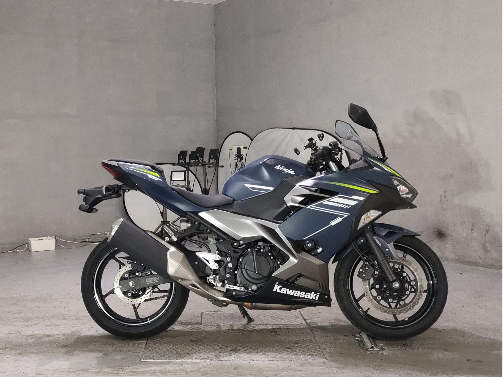 Kawasaki NINJA400