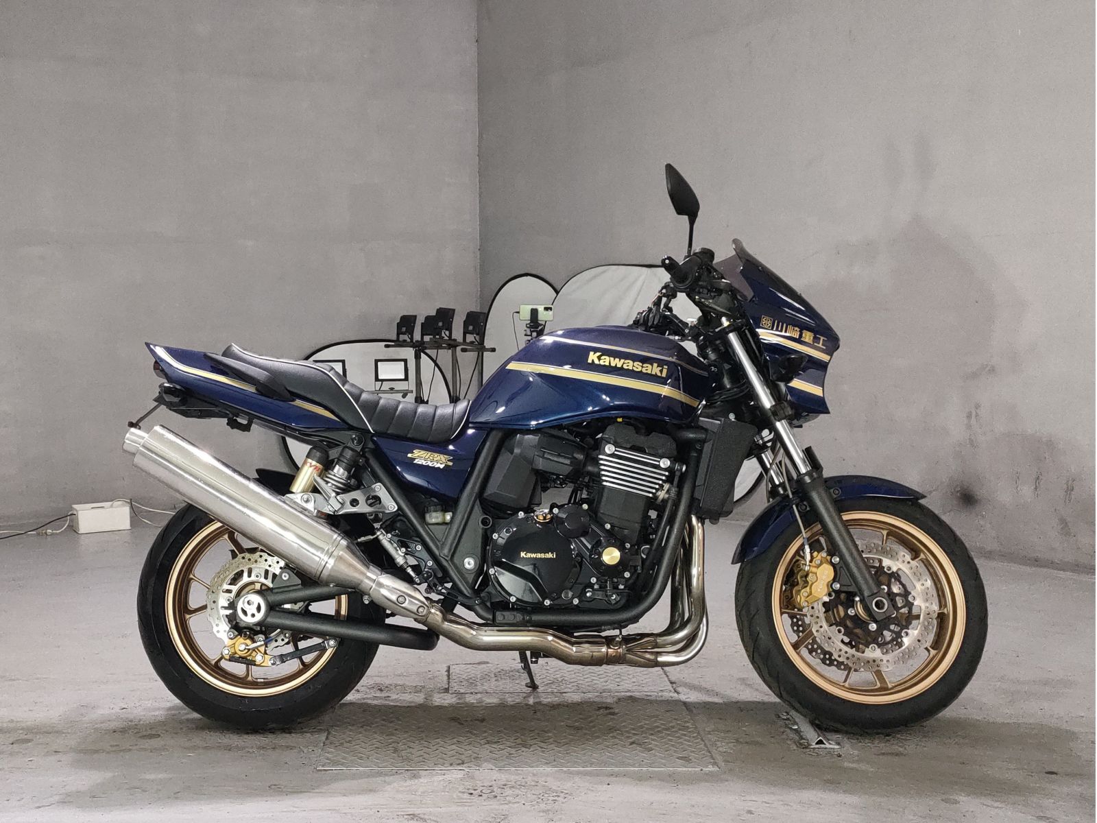 Kawasaki ZRX1200