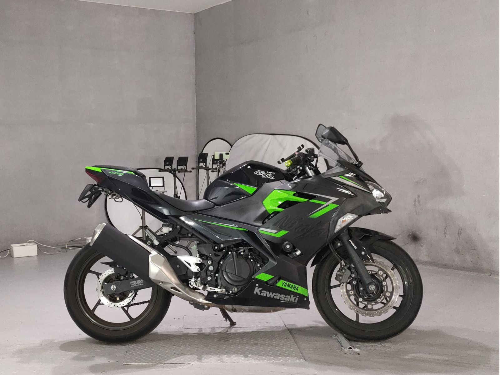 Kawasaki NINJA400