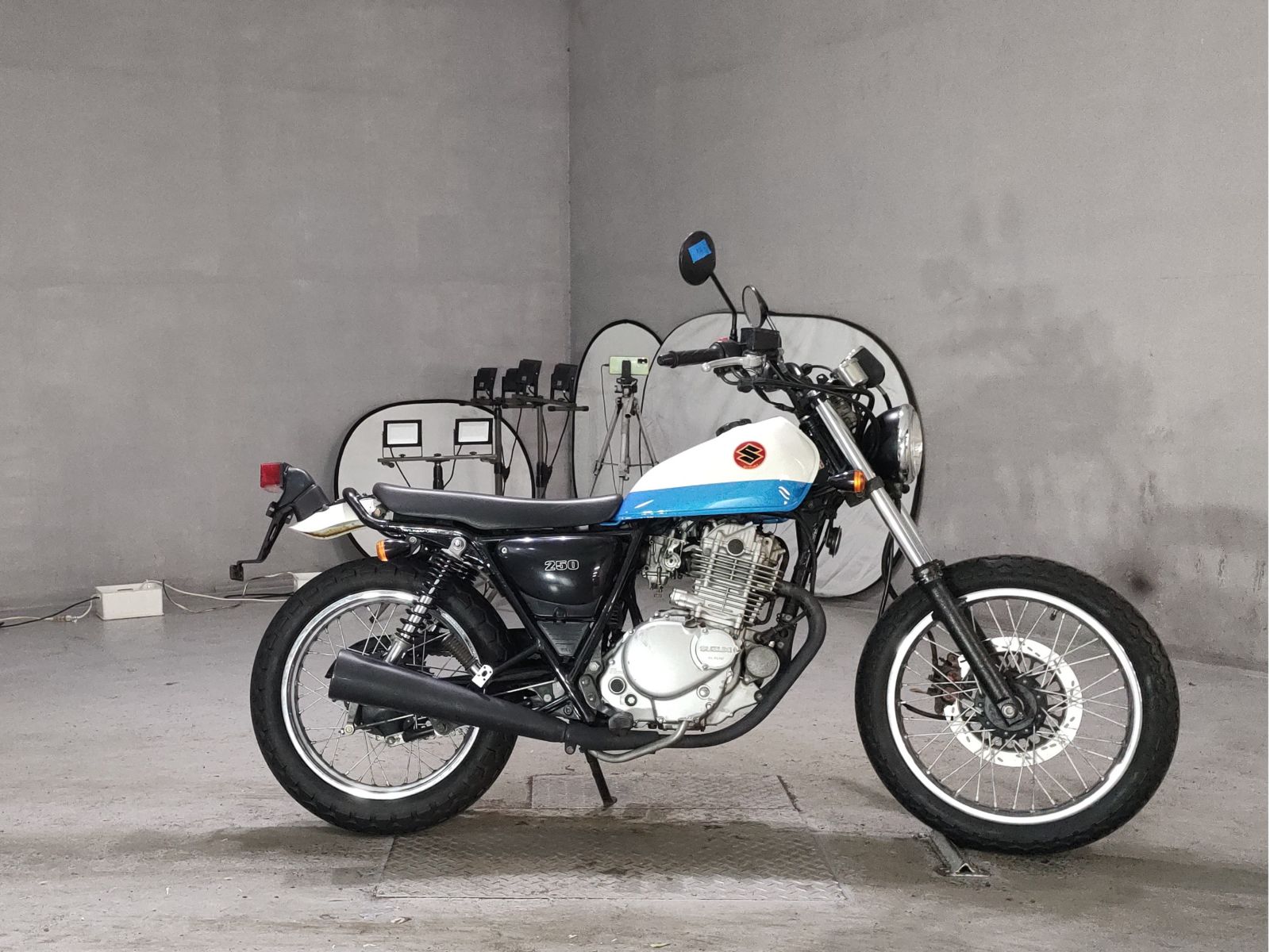 Suzuki GLASS TRACKER BIG BOY