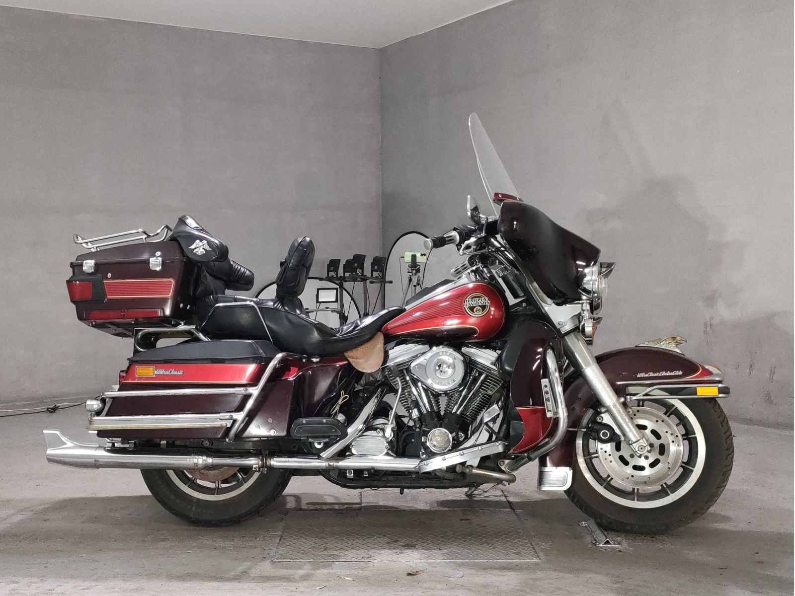 Harley-Davidson HARLEY FLHTCU1340