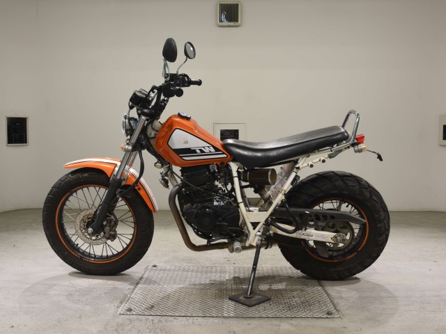 Yamaha TW225