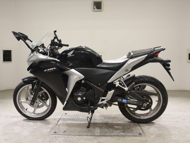 Honda CBR250R ABS