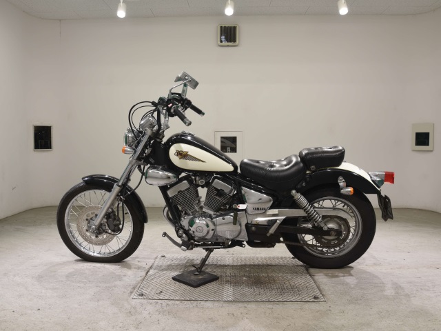 Yamaha VIRAGO 250