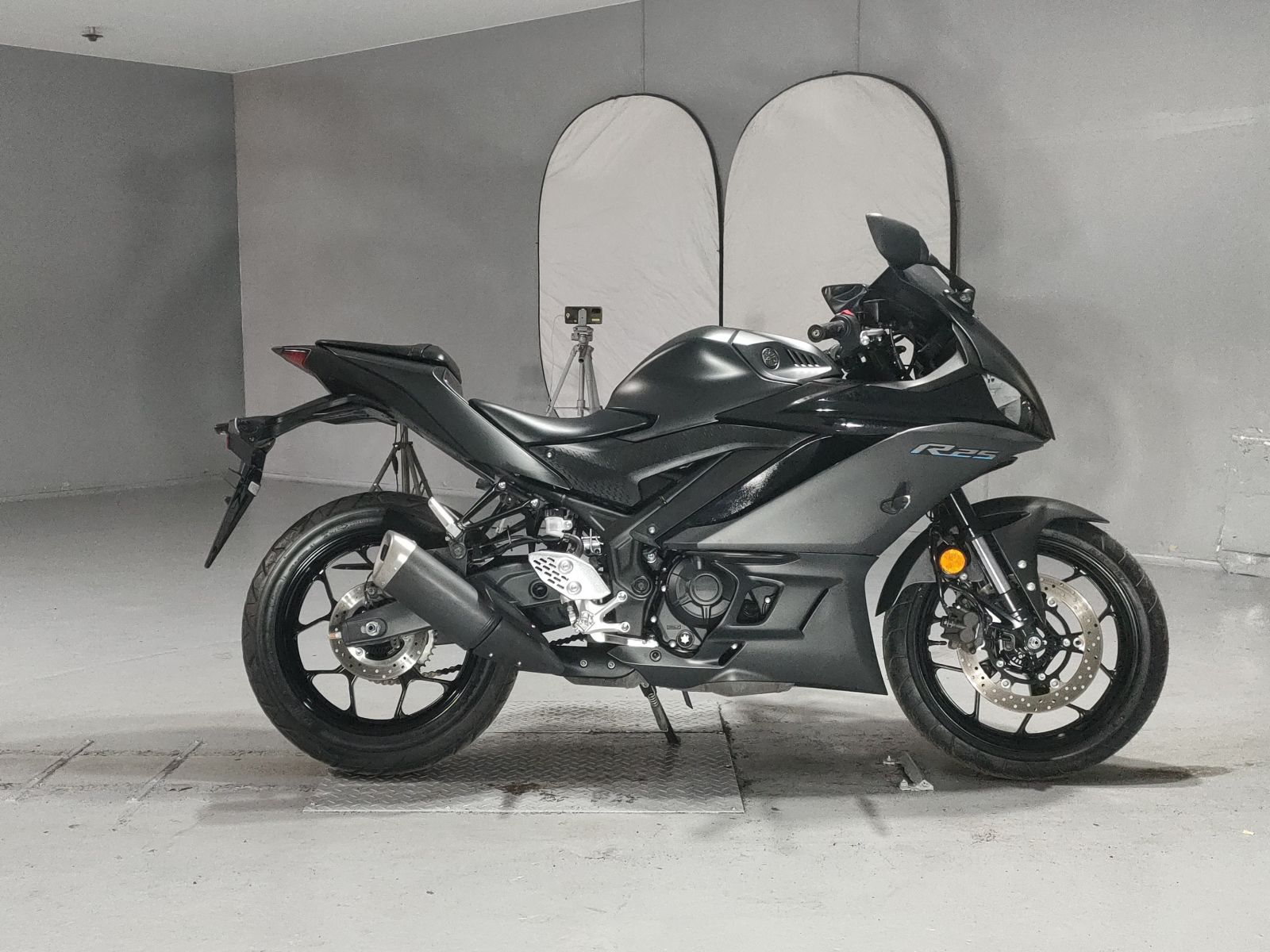 Yamaha YZF-R25