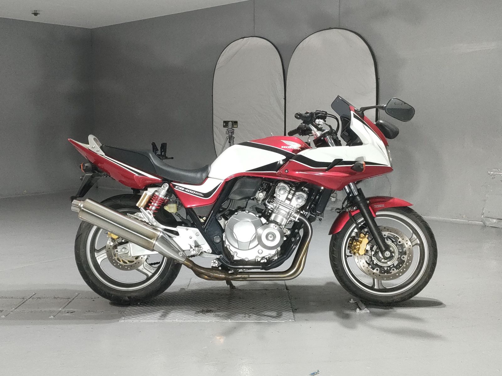 Honda CB400SFV-4 BOLDOR