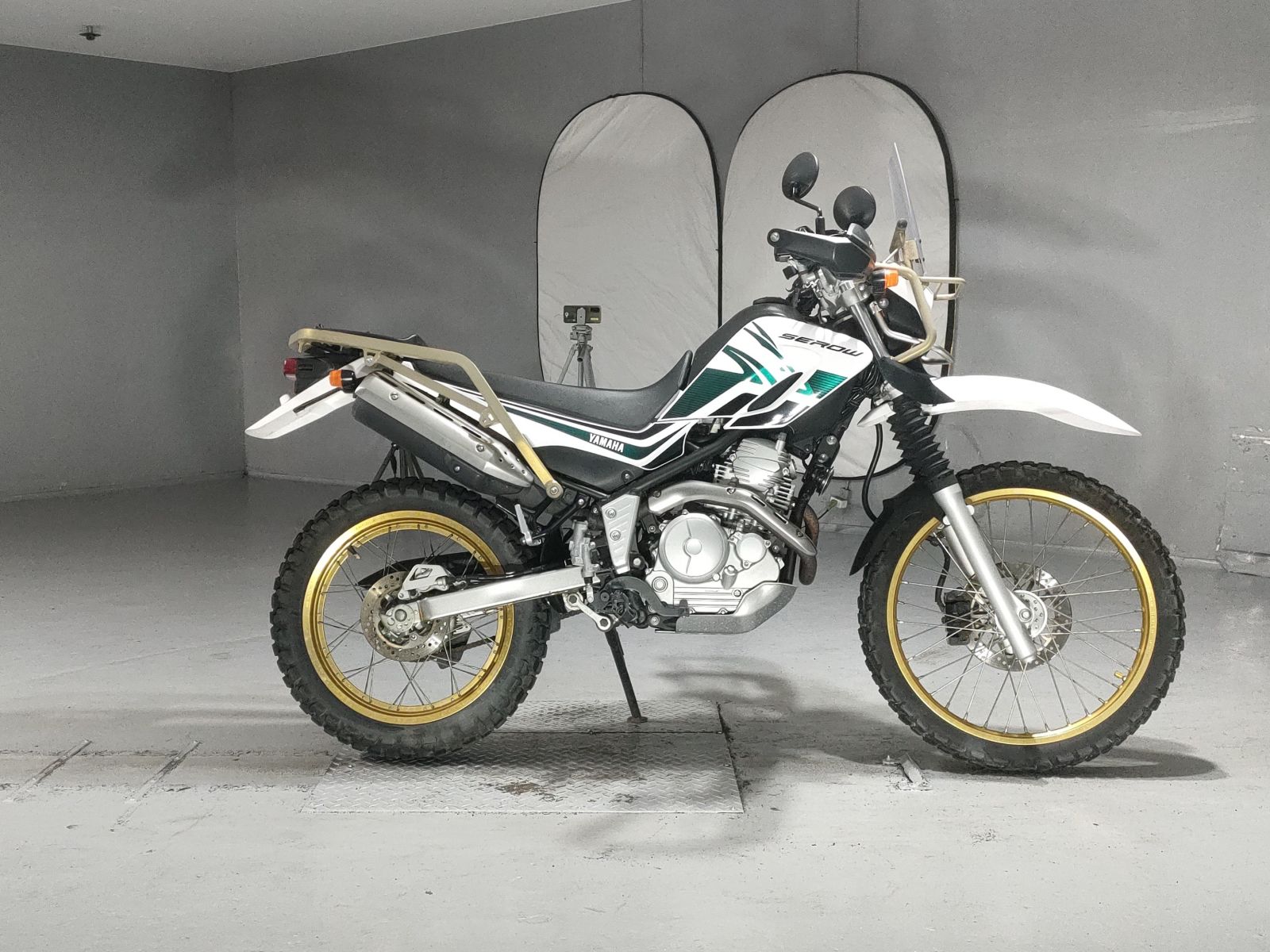 Yamaha SEROW 250