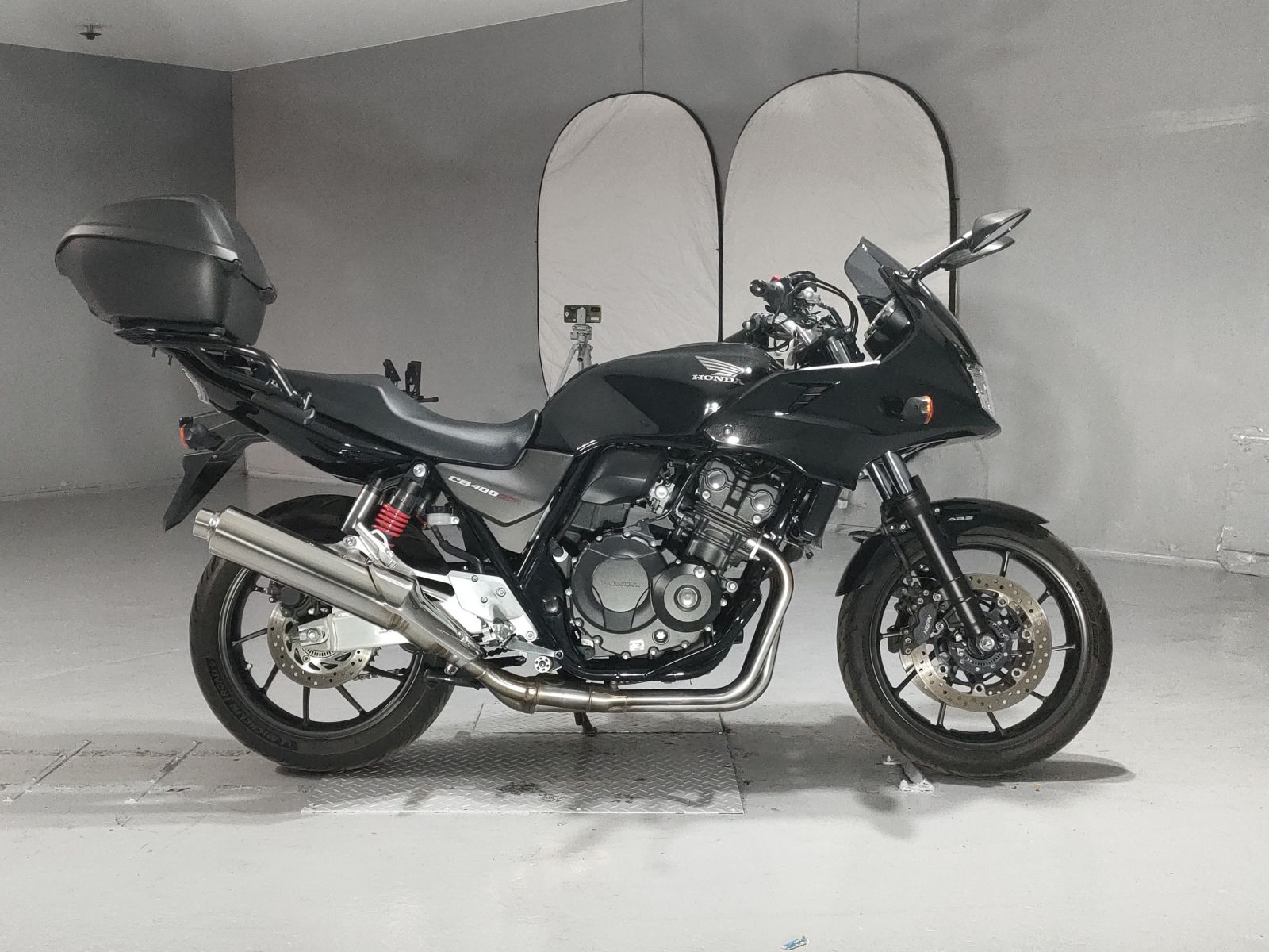 Honda CB400SFV-4 BOLDOR