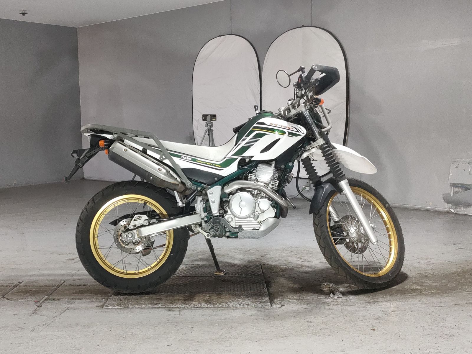 Yamaha SEROW 250
