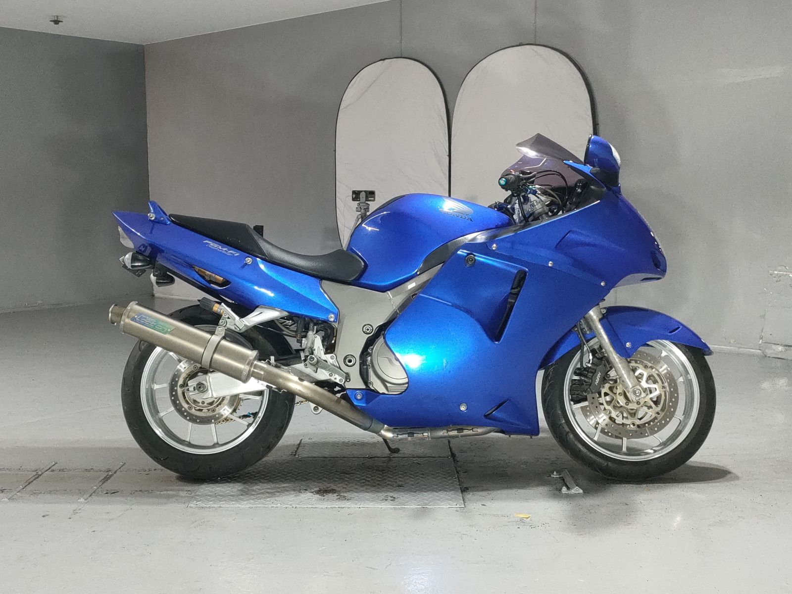 Honda CBR1100XX