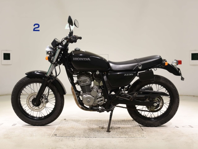 Honda CB223S