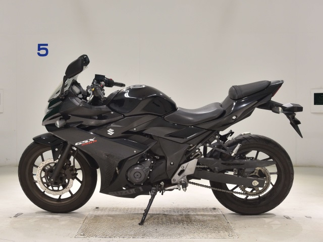 Suzuki GSX250R