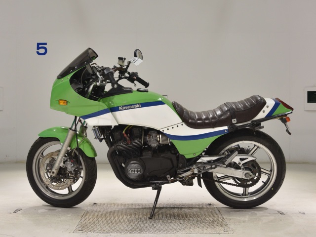 Kawasaki GPZ400F
