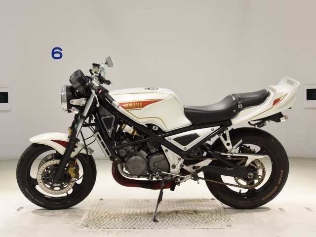 Yamaha R1-Z