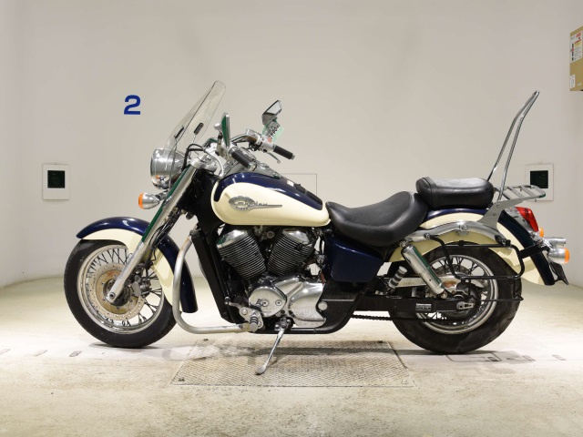 Honda SHADOW750