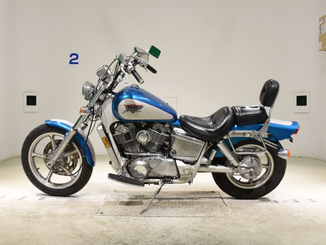 Honda SHADOW1100