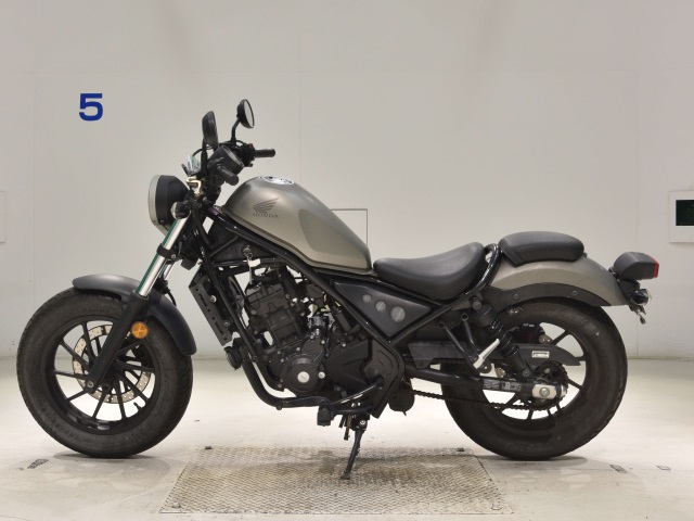 Honda REBEL