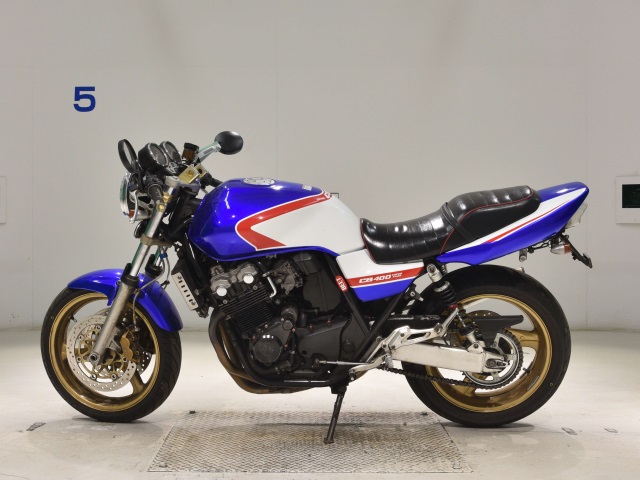 Honda CB400SFV-2
