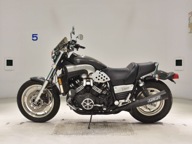 Yamaha V-MAX