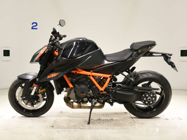 KTM KTM 1290 SUPER DUKE R
