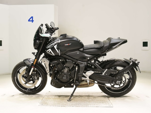 OTHER TRIUMPH TRIDENT 660