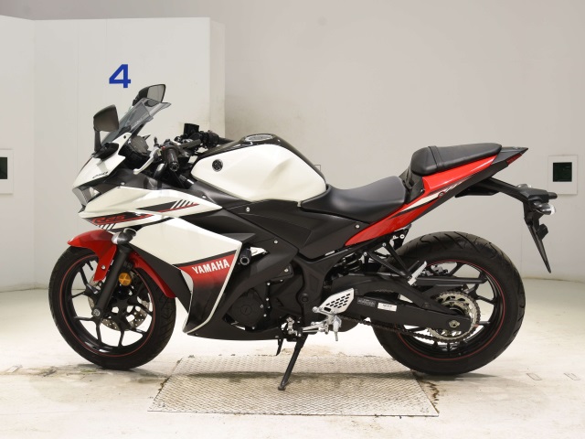 Yamaha YZF-R25
