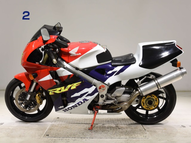 Honda RVF400