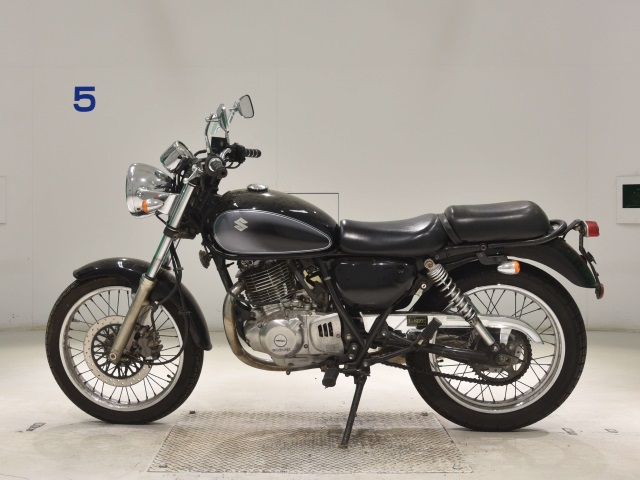 Suzuki ST250E