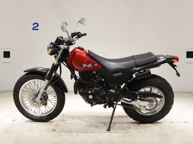 Yamaha TW225