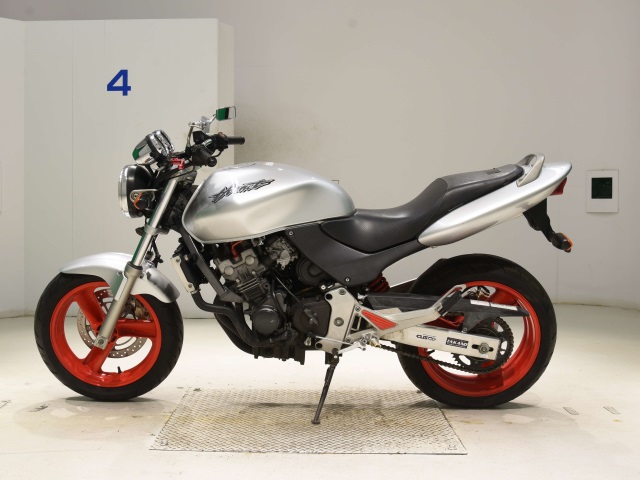 Honda HORNET250
