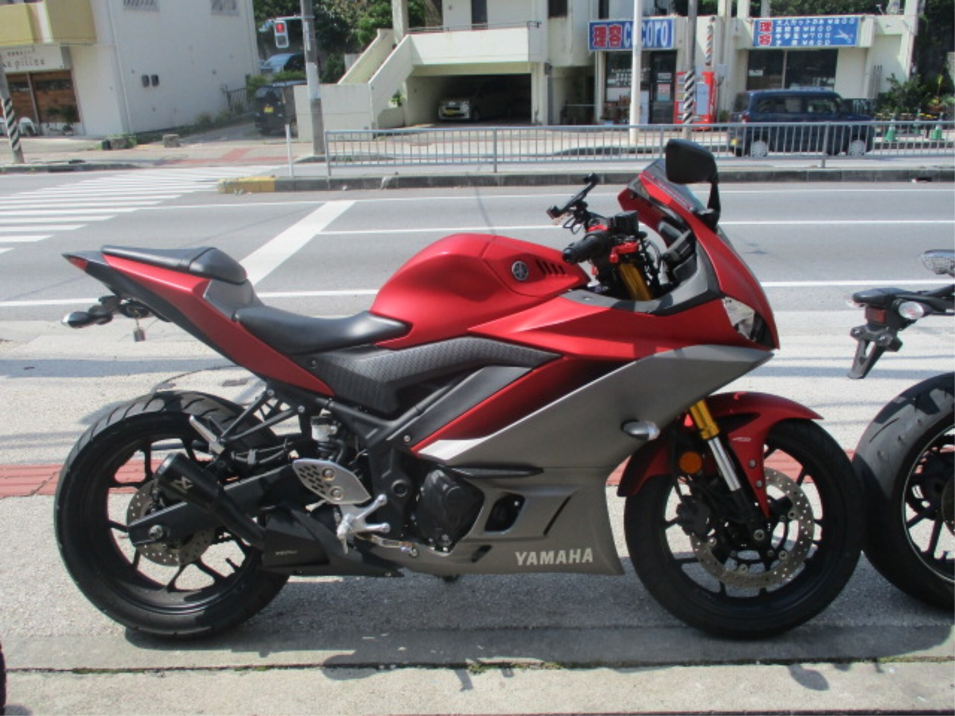 Yamaha YZF-R25
