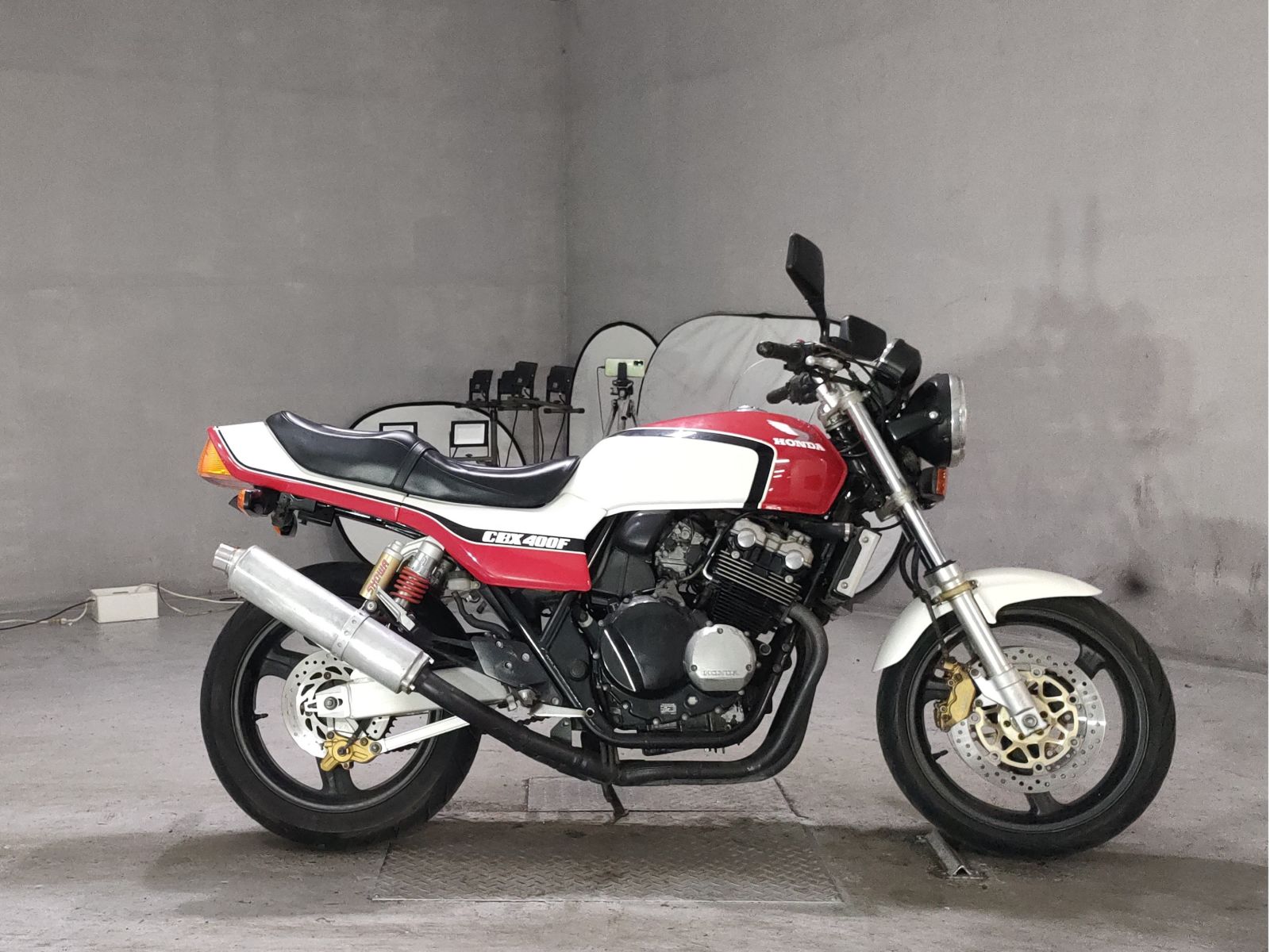 Honda CB400SFV-1