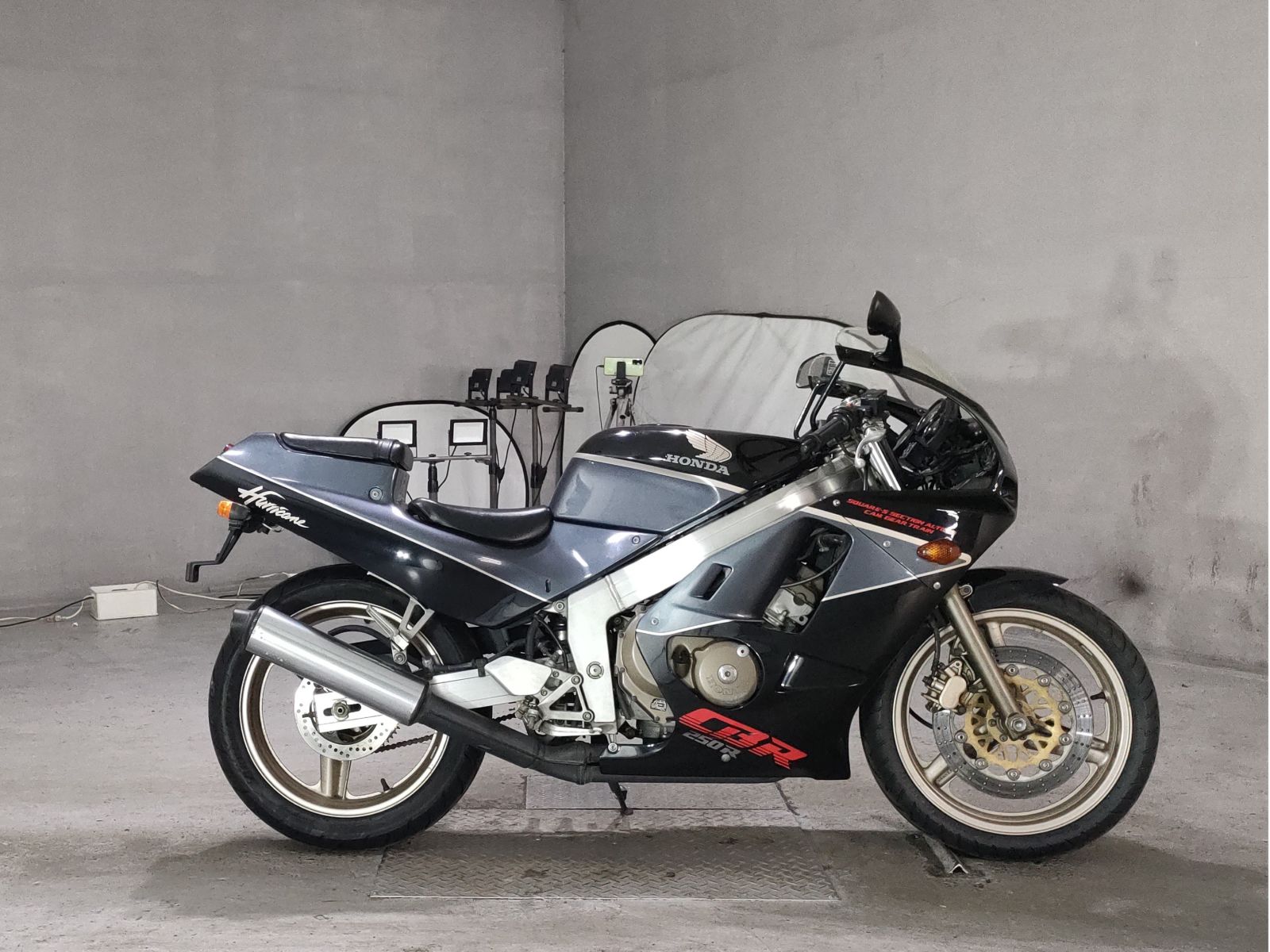 Honda CBR250R