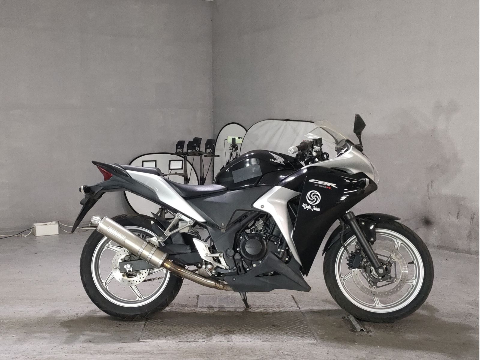Honda CBR250R