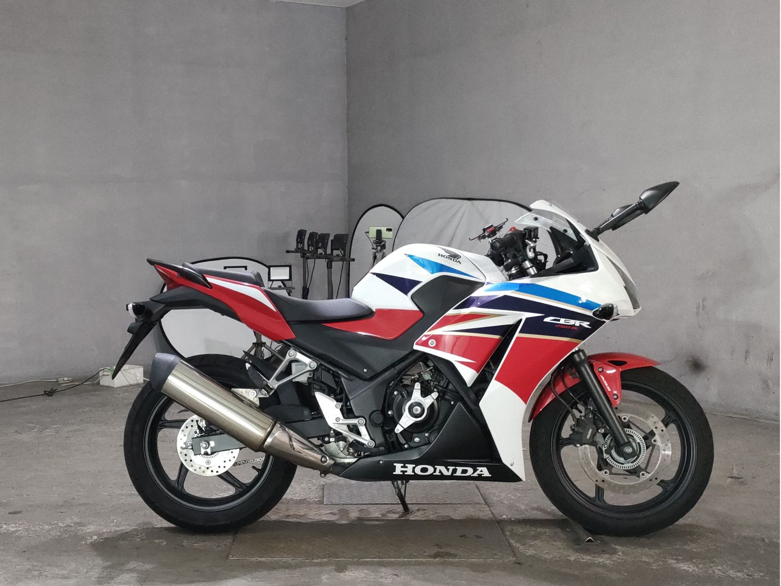 Honda CBR250R