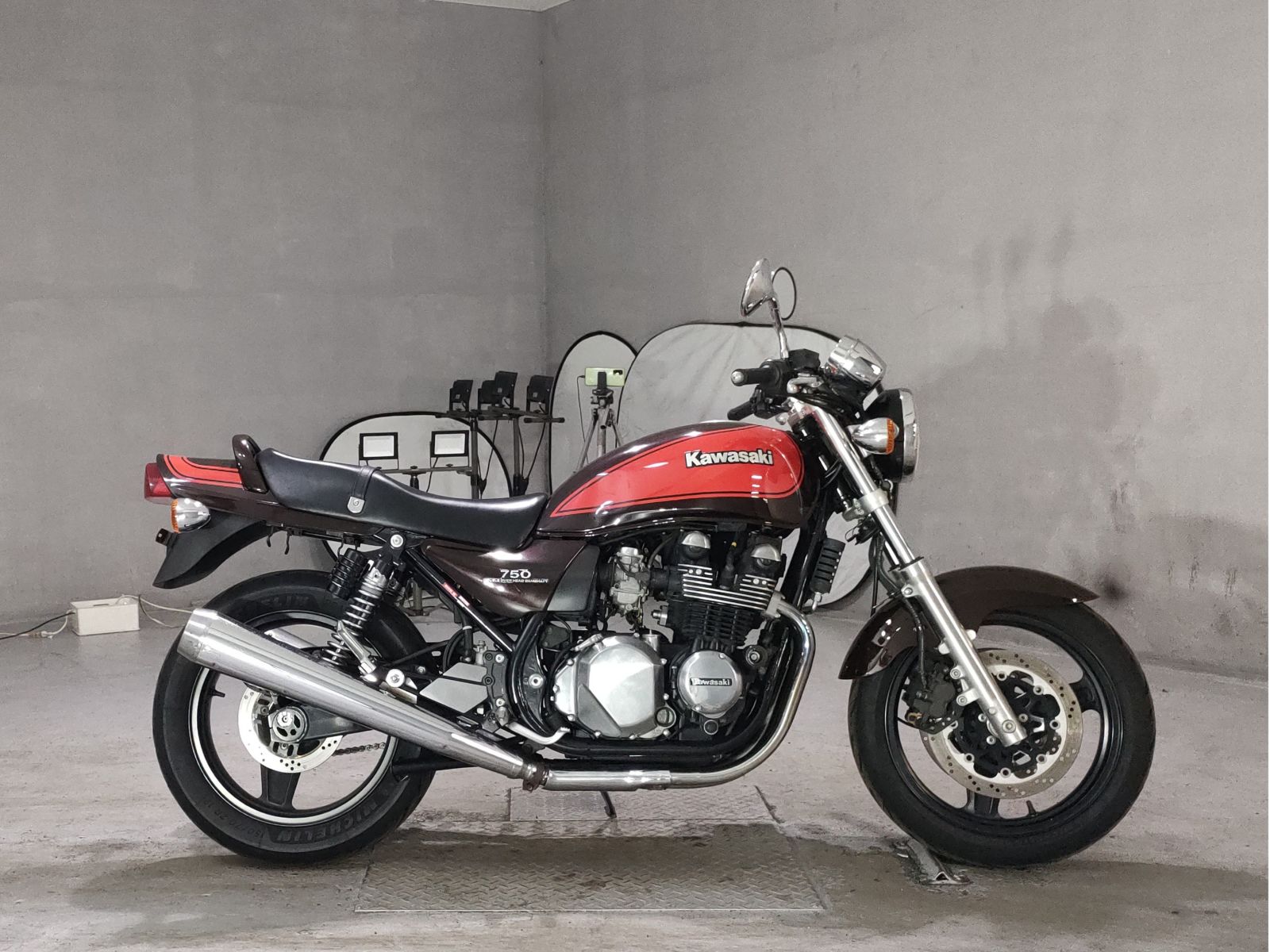 Kawasaki ZEPHYR750