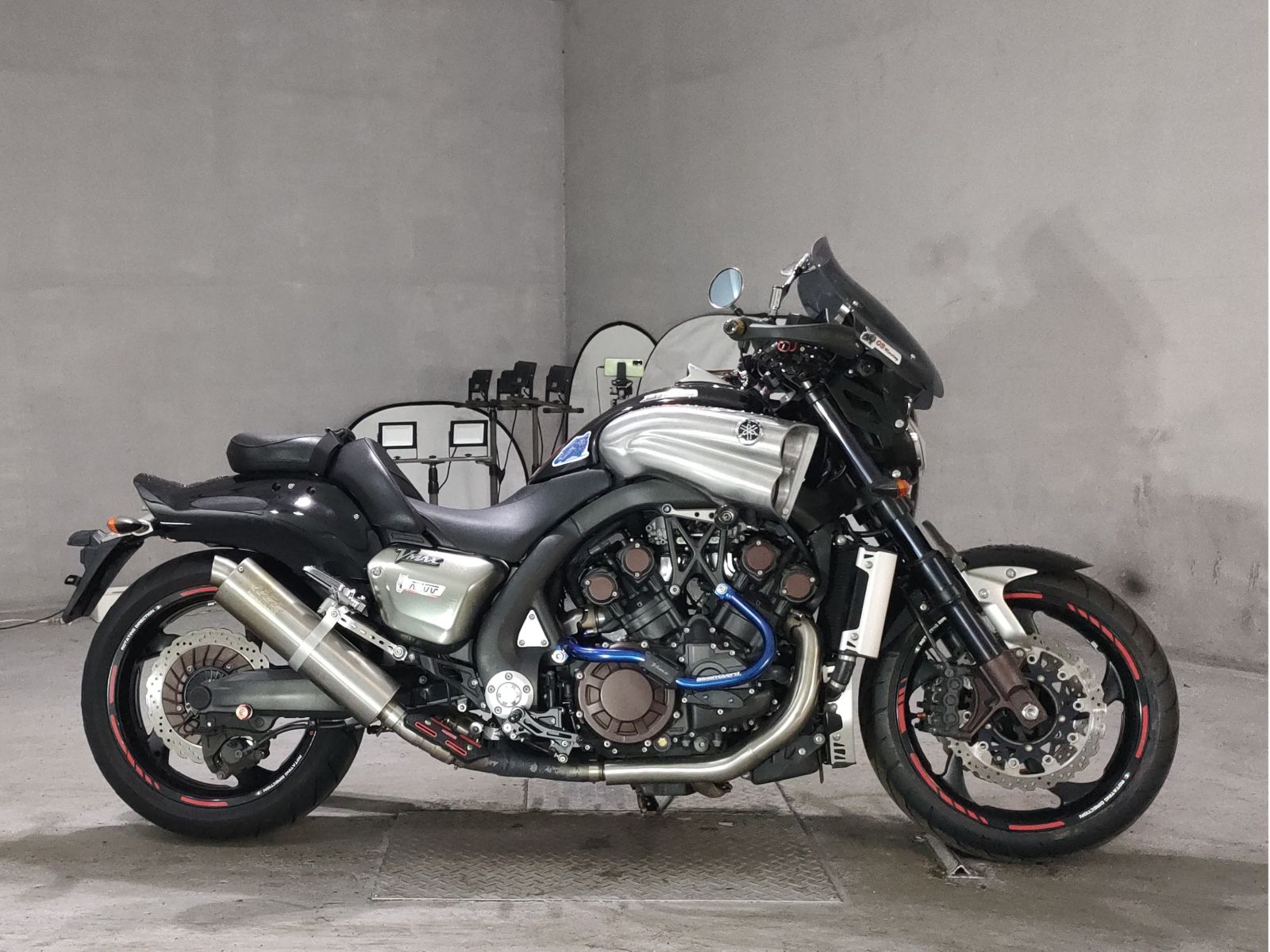 Yamaha V-MAX