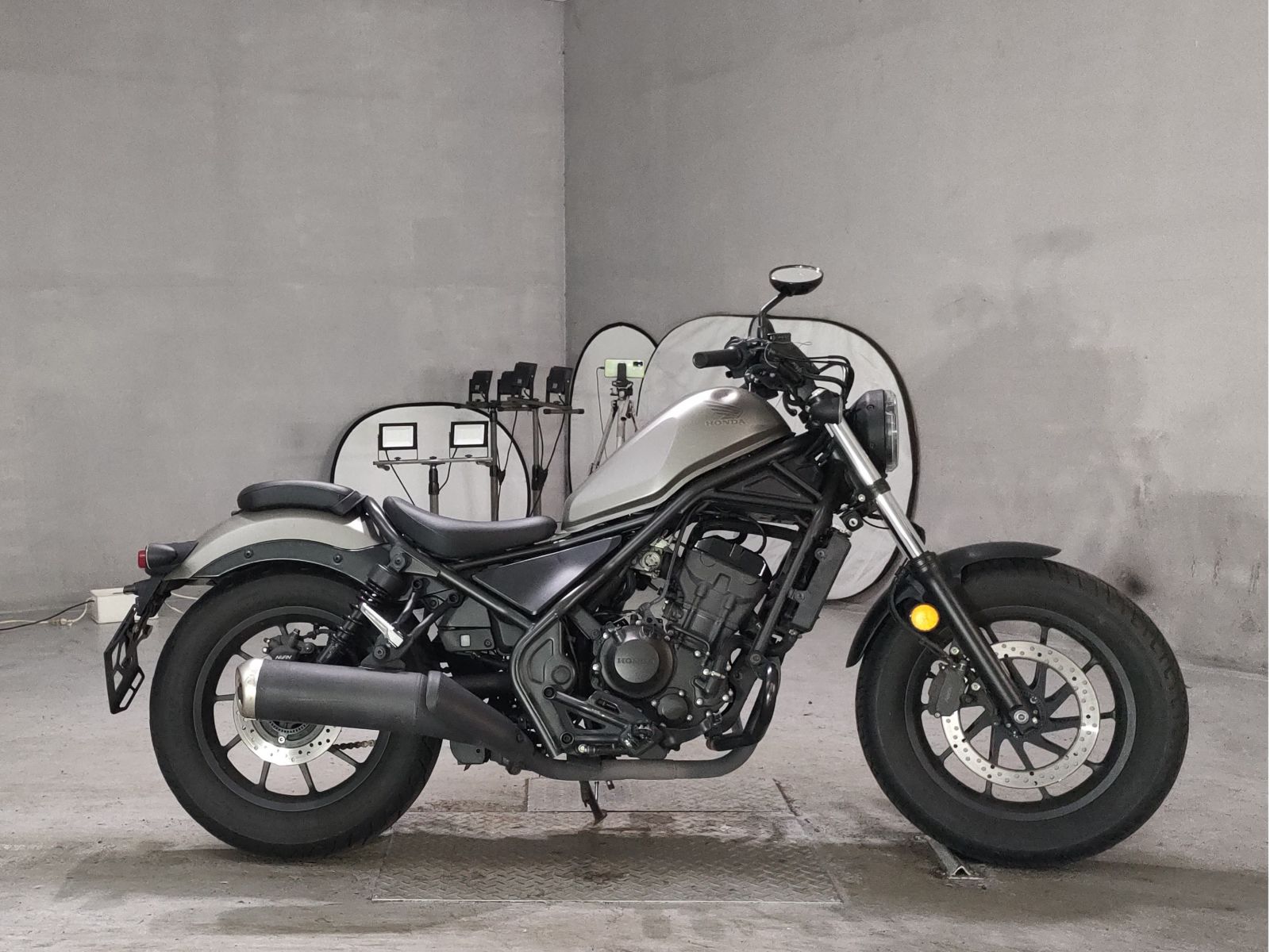 Honda REBEL