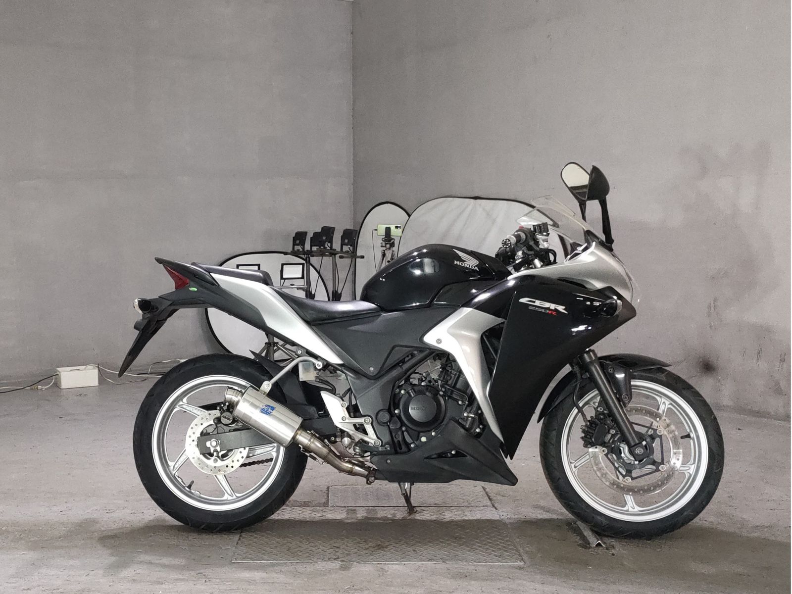 Honda CBR250R