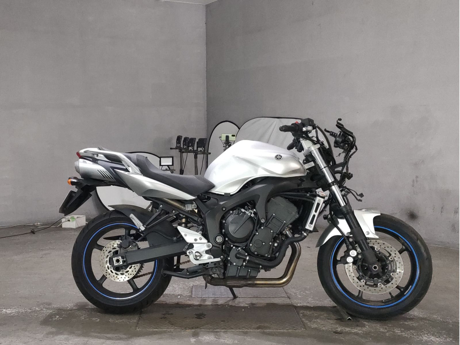 Yamaha FZ-6S FEATHER