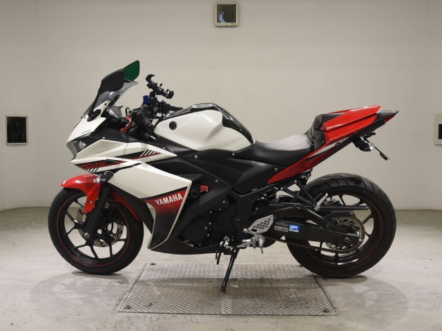 Yamaha YZF-R25